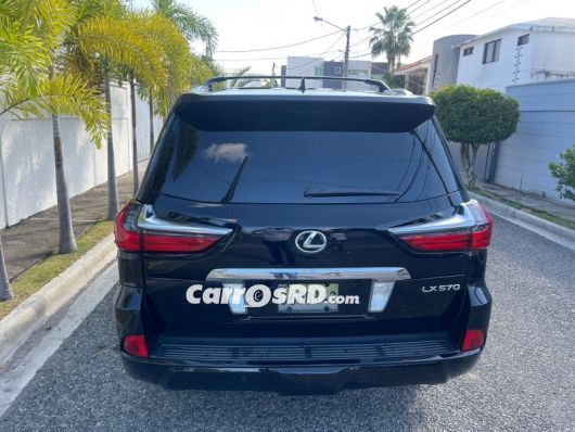 Lexus LX Jeepeta en venta