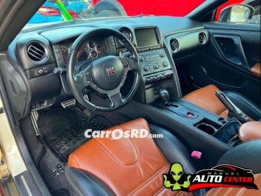 Nissan GT-R Coupe en venta