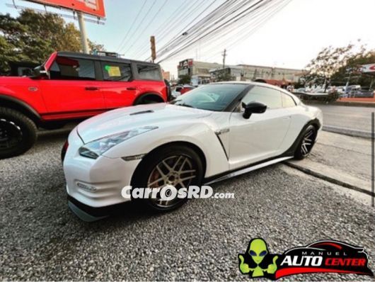 Nissan GT-R Coupe en venta