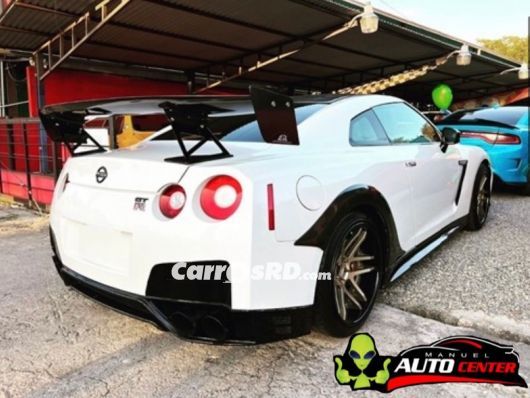 Nissan GT-R Coupe en venta