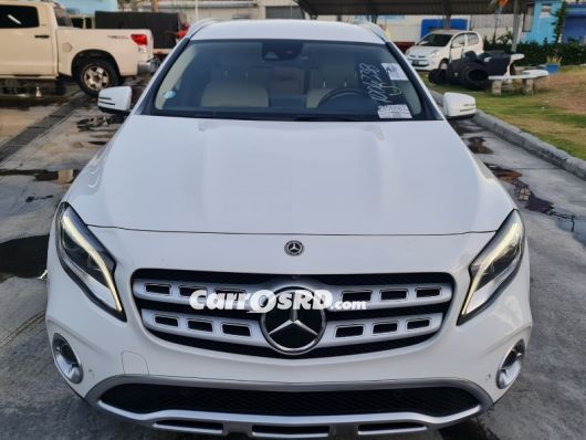Mercedes-Benz Clase GLA Carros en venta