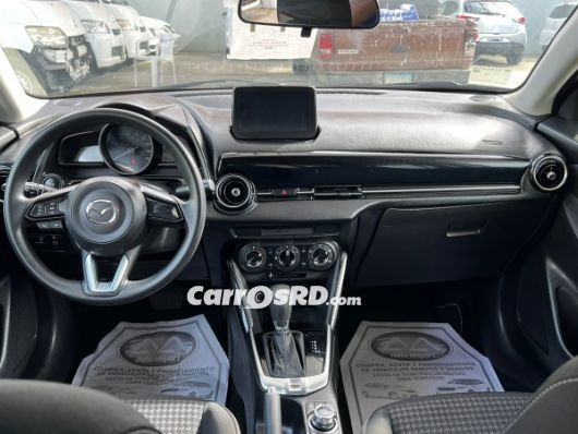 Mazda Demio Hatchback en venta