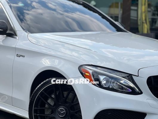 Mercedes-Benz Clase C Carros en venta