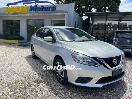 Nissan Sentra Carros en venta