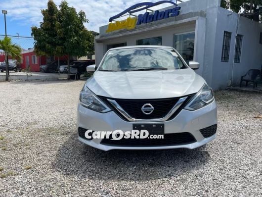 Nissan Sentra Carros en venta