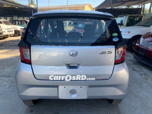 Daihatsu Mira Carros en venta