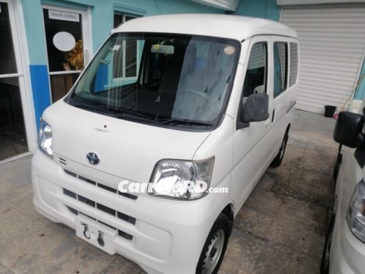 Toyota Pixis Minivan en venta