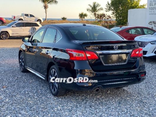 Nissan Sentra Carros en venta