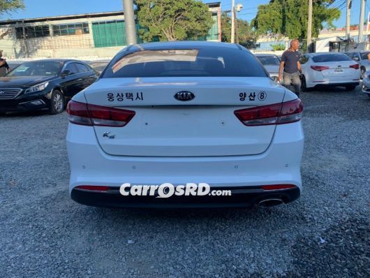 Kia K5 Carros en venta