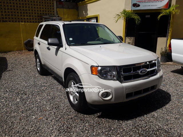 Ford Escape Jeepeta en venta
