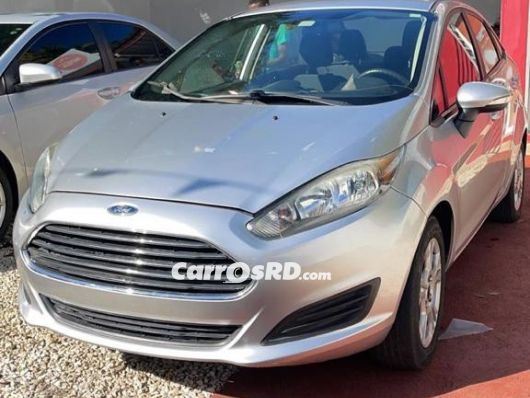Ford Fiesta Carros en venta