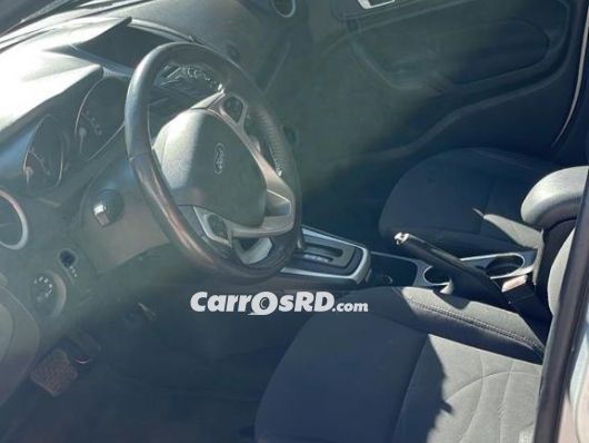 Ford Fiesta Carros en venta