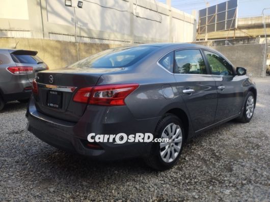 Nissan Sentra Carros en venta