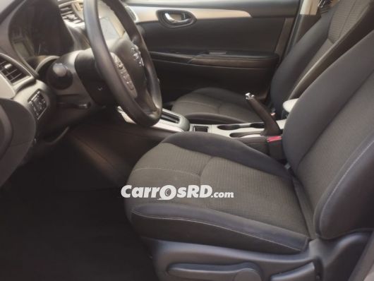 Nissan Sentra Carros en venta