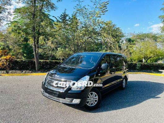 Hyundai Grand Starex Minivan en venta