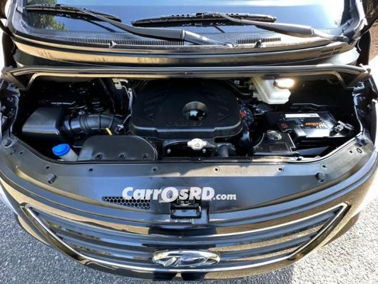 Hyundai Grand Starex Minivan en venta