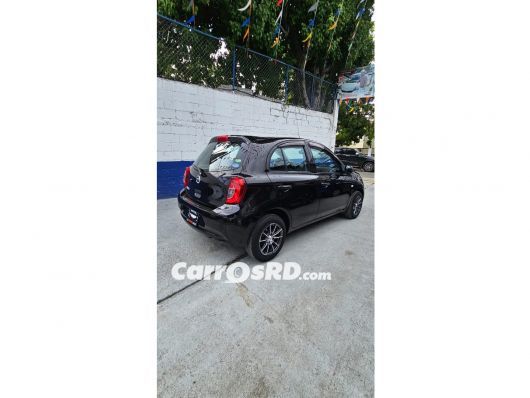 Nissan March Carros en venta