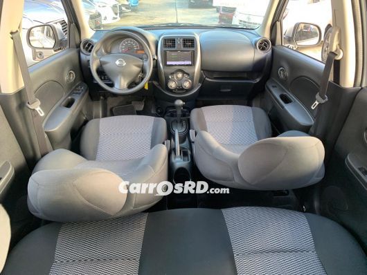Nissan March Carros en venta