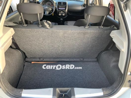 Nissan March Carros en venta