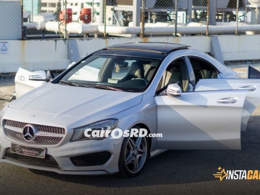 Mercedes-Benz Clase CLA Carros en venta