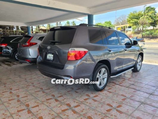 Toyota Highlander Jeepeta en venta