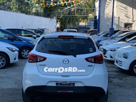 Mazda Demio Hatchback en venta