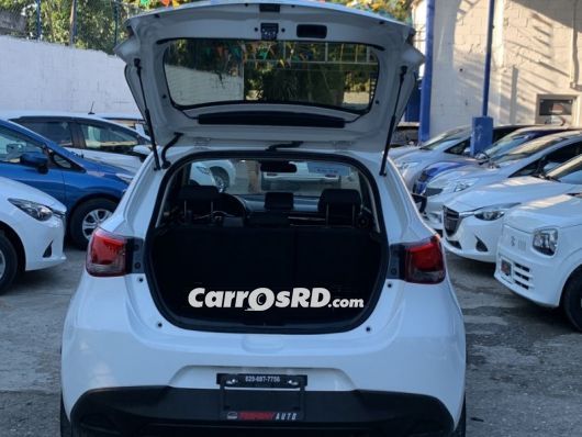 Mazda Demio Hatchback en venta