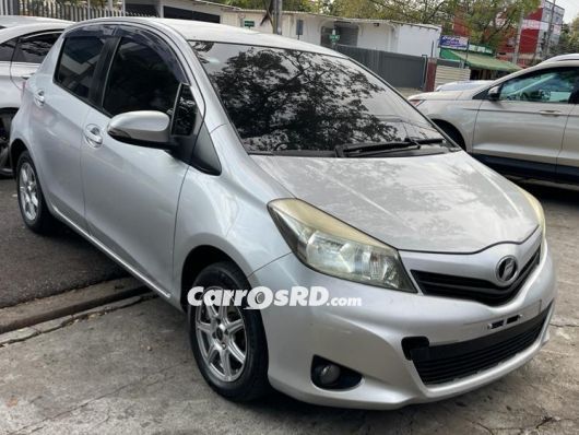 Toyota Vitz Hatchback en venta
