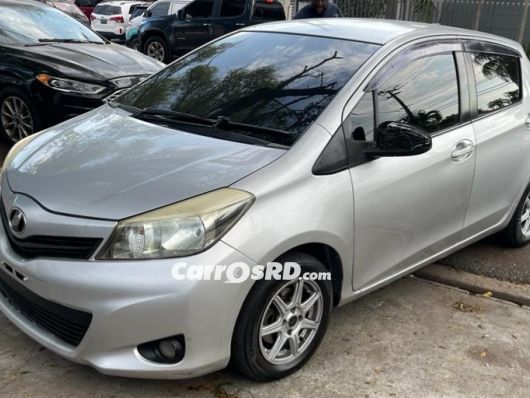 Toyota Vitz Hatchback en venta