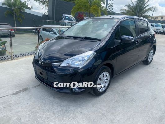Toyota Vitz Carros en venta