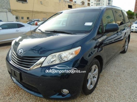 Toyota Sienna Minivan en venta