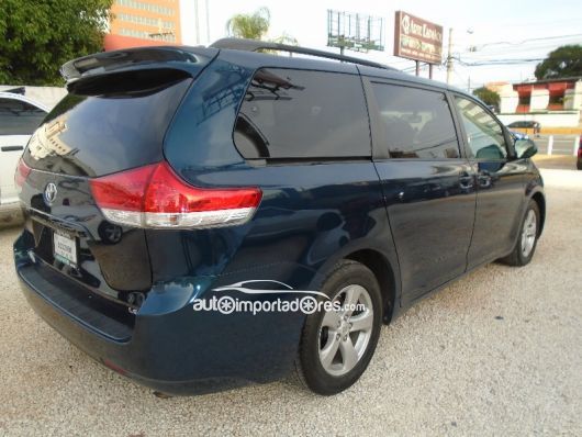 Toyota Sienna Minivan en venta