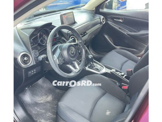 Mazda Demio Hatchback en venta