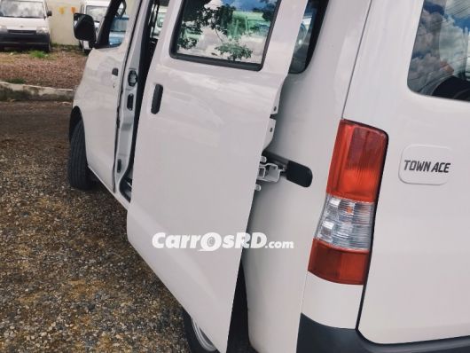 Toyota Town Ace Minivan en venta