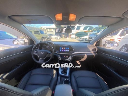 Hyundai Avante Carros en venta