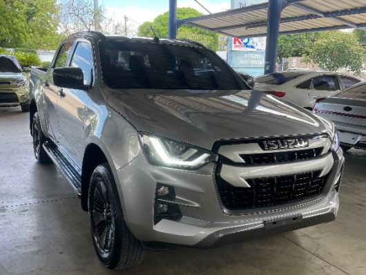 Isuzu
