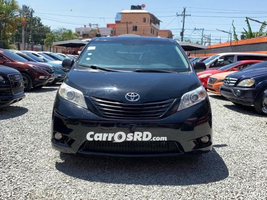 Toyota Sienna Minivan en venta