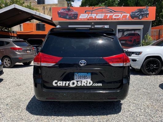 Toyota Sienna Minivan en venta