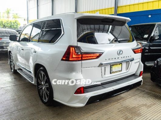 Lexus LX Jeepeta en venta