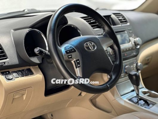 Toyota Highlander Jeepeta en venta