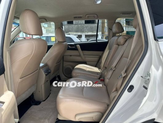 Toyota Highlander Jeepeta en venta