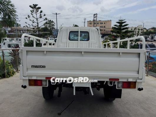 Mazda Bongo Camioneta en venta