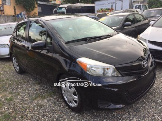 Toyota Yaris Carros en venta