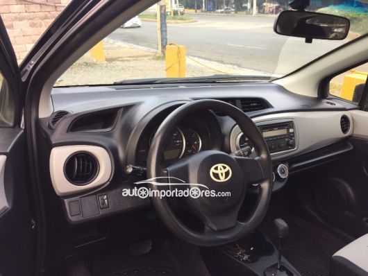Toyota Yaris Carros en venta