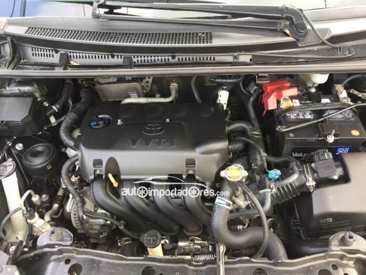 Toyota Yaris Carros en venta