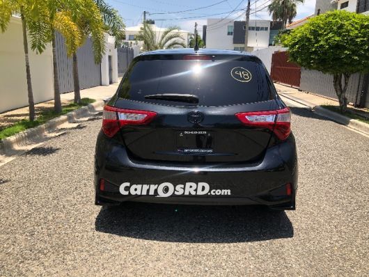 Toyota Vitz Hatchback en venta