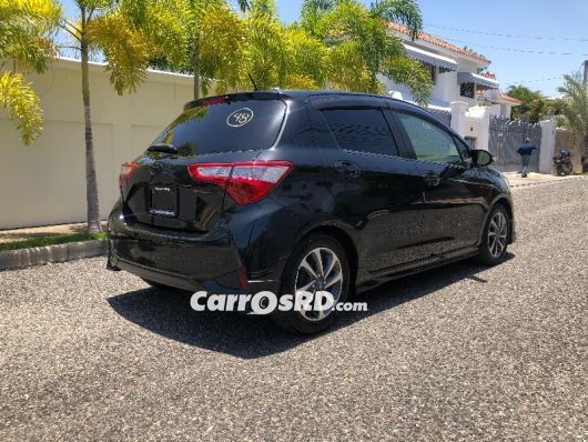 Toyota Vitz Hatchback en venta