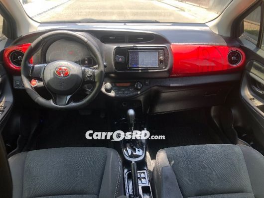 Toyota Vitz Hatchback en venta