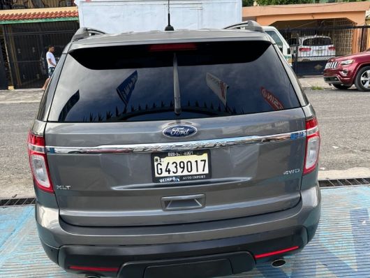 Ford Explorer XLT