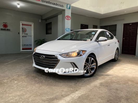 Hyundai Elantra Carros en venta